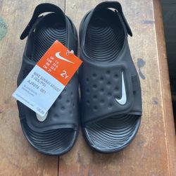 Boys Brand New Nine Sandals Size 2