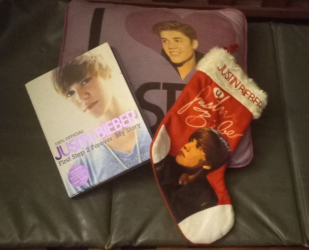 Justin Bierber Christmas Bundle