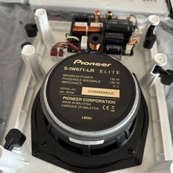 Pioneer  Ceiling Or Wall Speaker 