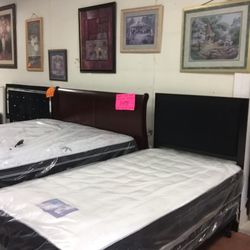 NEW Twin Size Bed With Mattress and Boxspring Included 