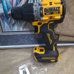 NEW DEWALT 20V XR 1/2 HAMMER DRILL DRIVER TOOL 