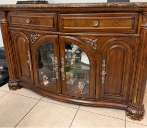 Elegant Large Wood Buffet / Dining Room Credenza