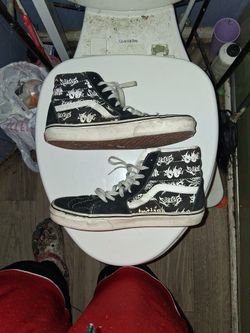 FREE Vans HI TOP SIZE 9