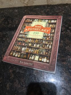 Forgotten Home Apothecary 250 powerful remedies : holistic herbal medicine recipes PHD Nicole Apian Book cook book