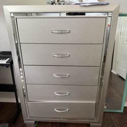 Dresser Nightstand Mirror 