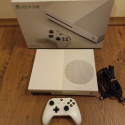 Like New Xbox One S 