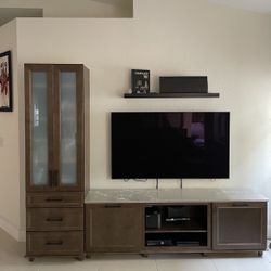 Beautiful Entertainment Center ~ Great Condition! 