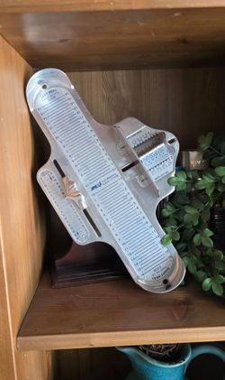 VINTAGE👟 ~Ralyn & Premier MEN'S foot measuring device. 
✨️GREAT NOSTALGIA DECOR! ✨️
$35 FIRM.