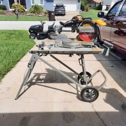 12" Dewalt Compound Mitre Saw W/stand