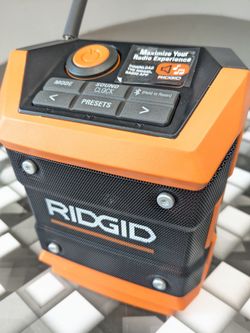 18V Ridgid Bluetooth Radio Speaker with USB - AUX Input