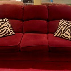 Flexateal Couch Excellent Condition Paid  Over 2500  Can Deliver Okc Area 30