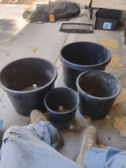 10-5-2- gallons planters