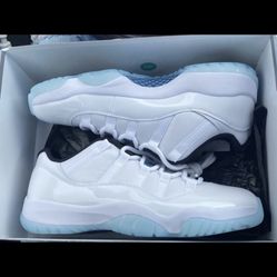 Jordan 11 Legend Blue 