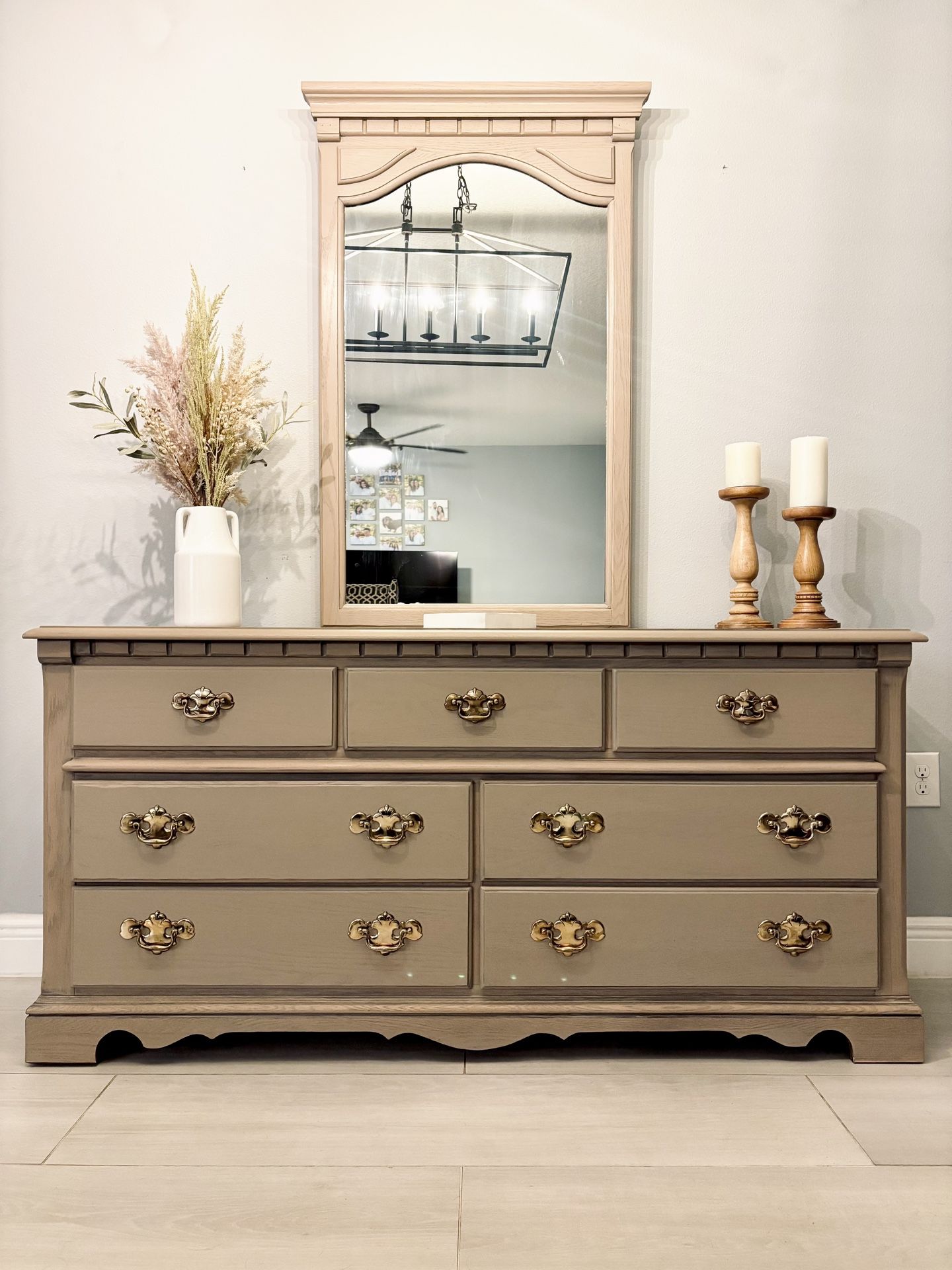 Thomasville Vintage Dresser – Solid Oak