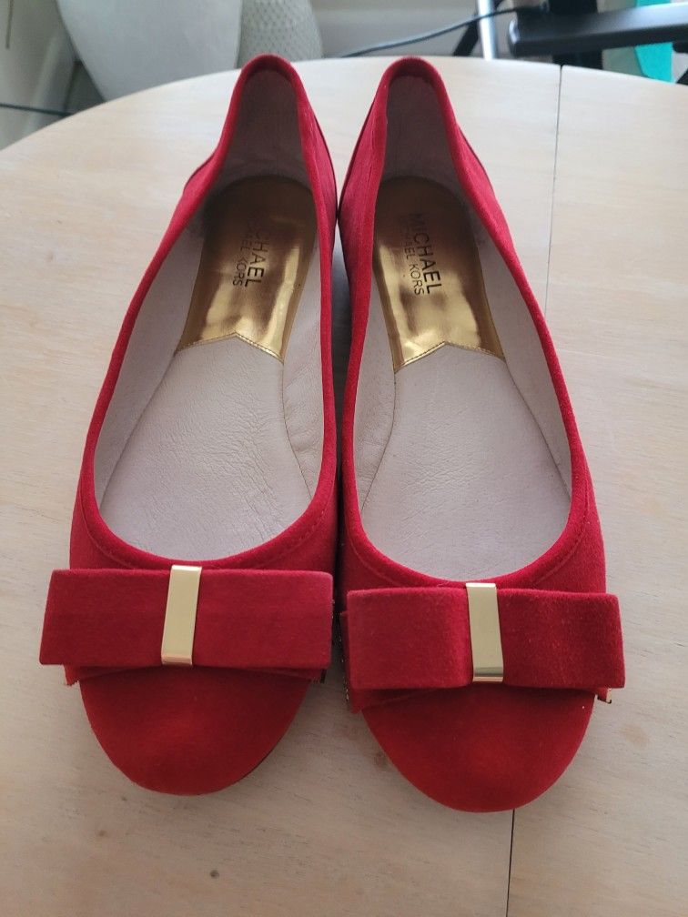 Great Condition Michael Kors Flat Shoes Size 9