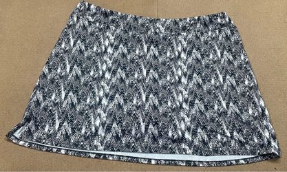 Tranquility by Colorado Clothing black and white athletic skirt
