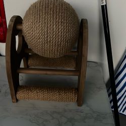 Cat Scratcher 