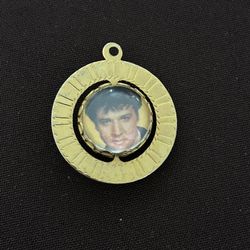 VTG Elvis Presley spinner Pendant 