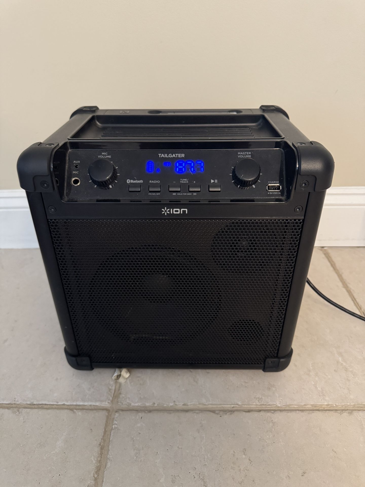 Ion Audio Tailgater iPA77 Bluetooth Speaker