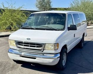 2001 Ford Econoline E350 Super Duty Passenger