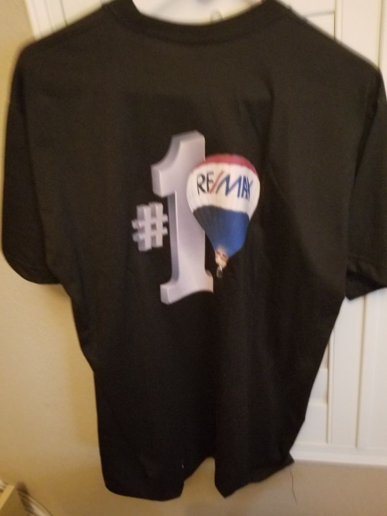 XXL SHIRTS RE/MAX
