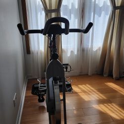 Sunny Health & Fitness Indoor Cycling Bike – Excellent Condition 🚴‍♀️