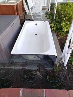 Bathtub