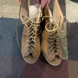 Nice Brown Heels 👠 Size 8