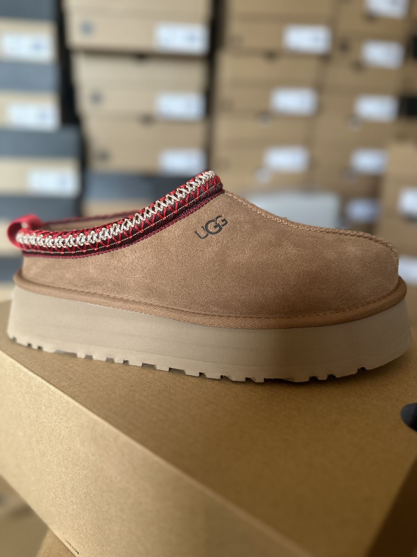 $100 UGG SLIDES