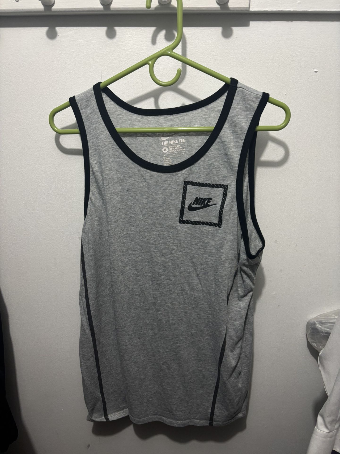 Nike Men’s The Nike Tee Box Logo Tank Top Gray Size Medium