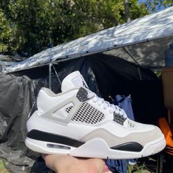Jordan 4 Military Black