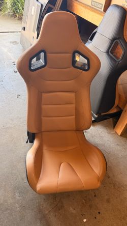 2 Racing Seats & Sliders