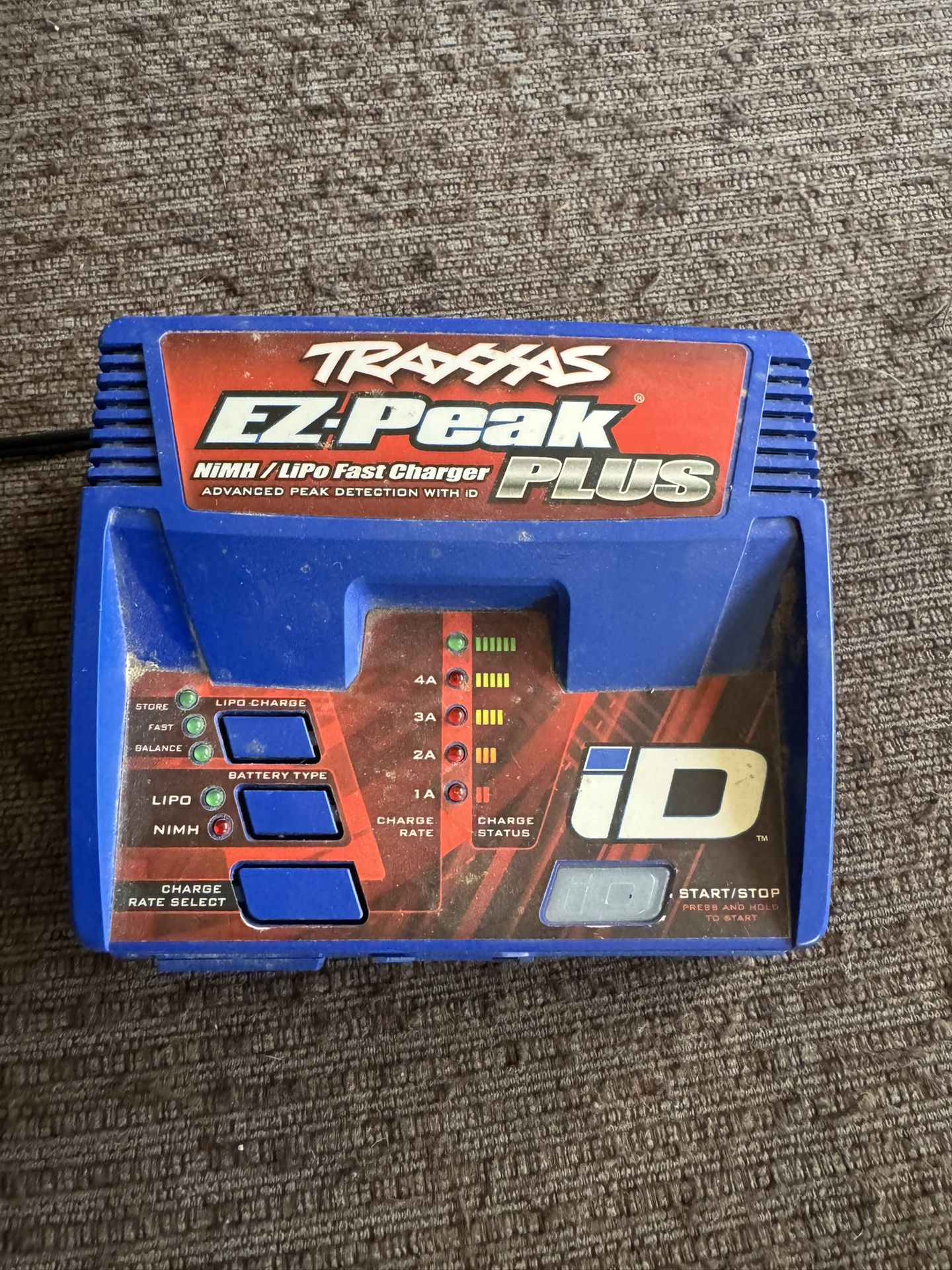 Traxxas Charger