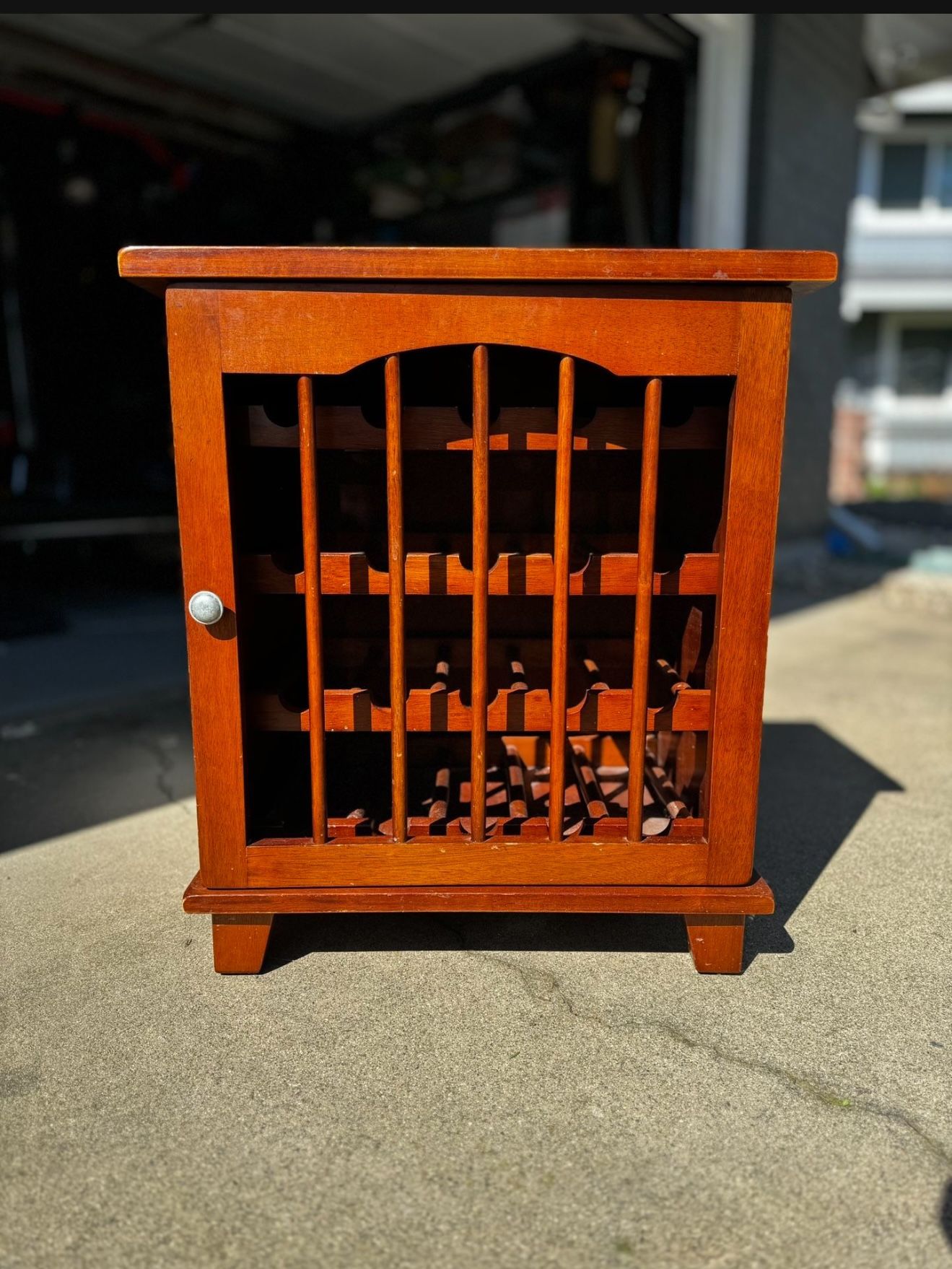 20 Bottle Wooden Wine Cabinet ** Excellent Condition **
