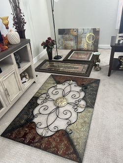 Decorations/ Wall Art 