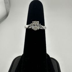 Oval Brilliant Natural Diamond Ring 