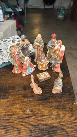 Nativity Set