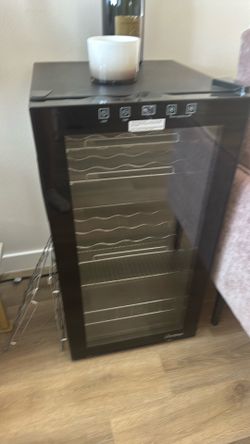 Mini fridge