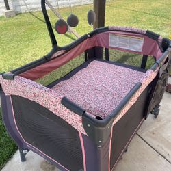 Baby Crib MUST GO TODAY!!
