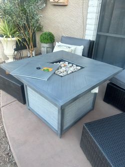 New Aspen Square Outdoor Propane Fire Pit Table