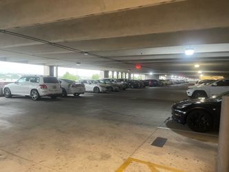 24 hour spot Parking guest spots in my apartment close to stadium