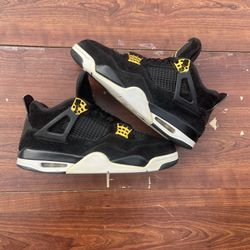 Jordan 4 Royalty