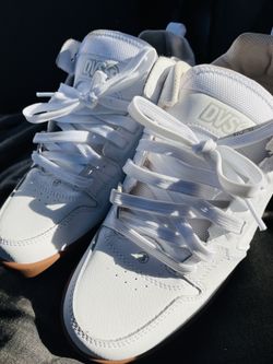 CVS men skate shoes