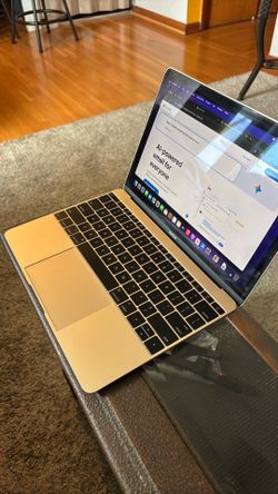 MacBook 13”