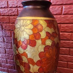 Elegant Pottery Vase