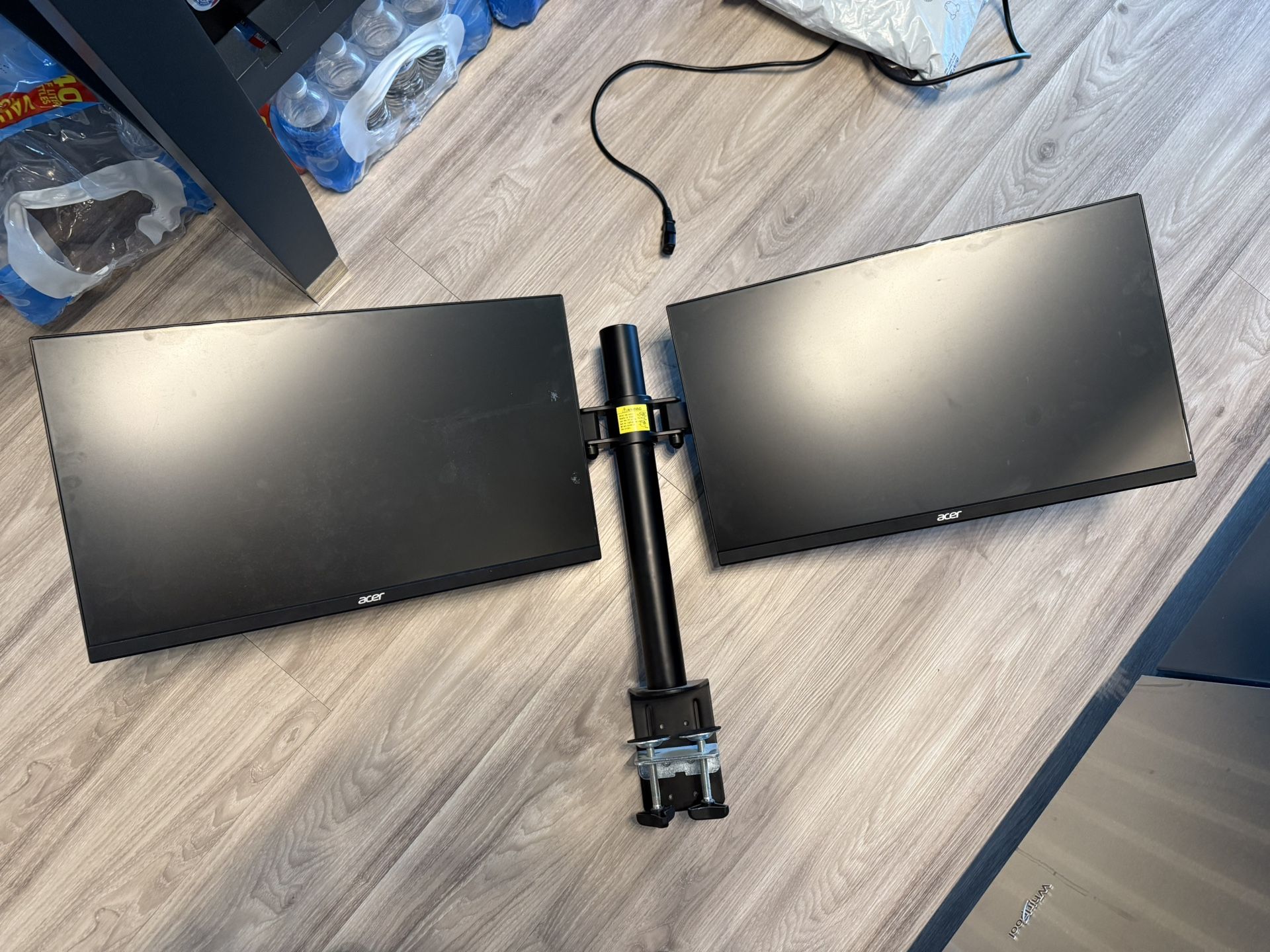 2 24” Dual Monitors