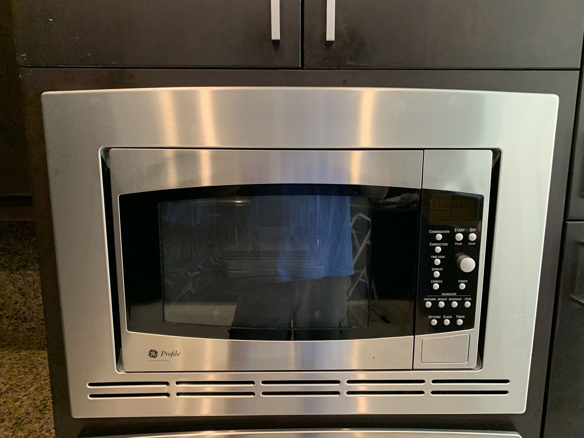 GE Microwave W Flush Moun Kit PEB1590SM2SS for Parts And Extra