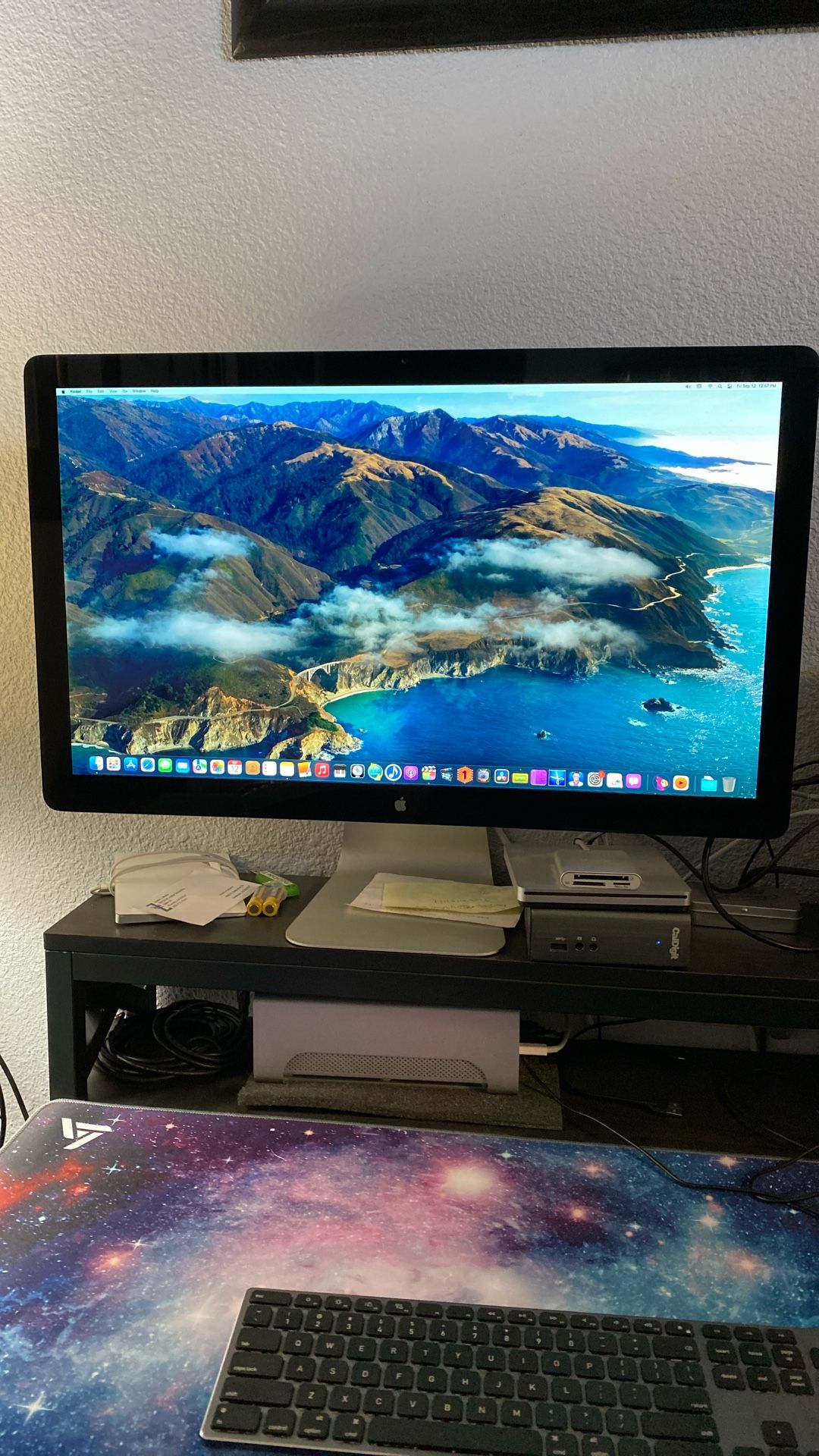 Apple 27 Inch Cinema Display