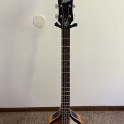 Hofner B-Bass Icon Series Bass Guitar With Fitted Case