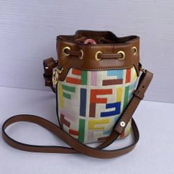 Pre-owned FF Bucket Bag 